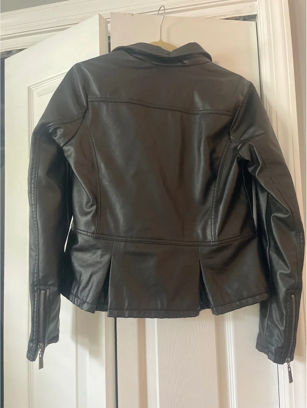 Jou Jou Women's Black Vegan Leather Jacket Size Large with Tags